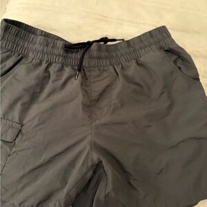 COLUMBIA Women’s Black Drawstring Athletic Shorts size M